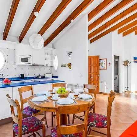 Binibequer Vell Sleeps 7 Pool Air Con Wifi וילה